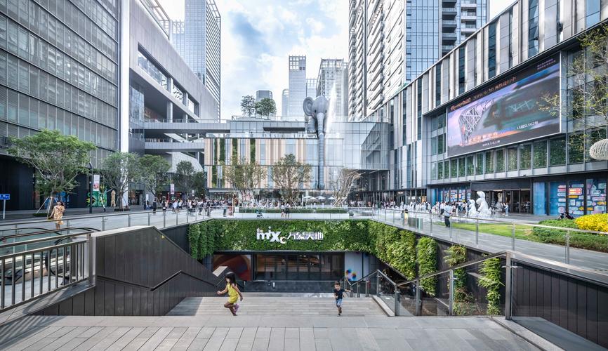 深圳万象天地剧场：城市中的艺术绿洲