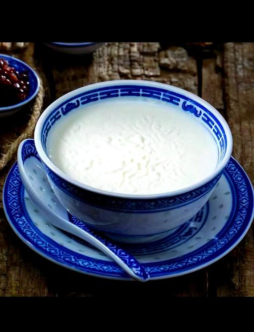 双皮奶：舌尖上的甜蜜传奇