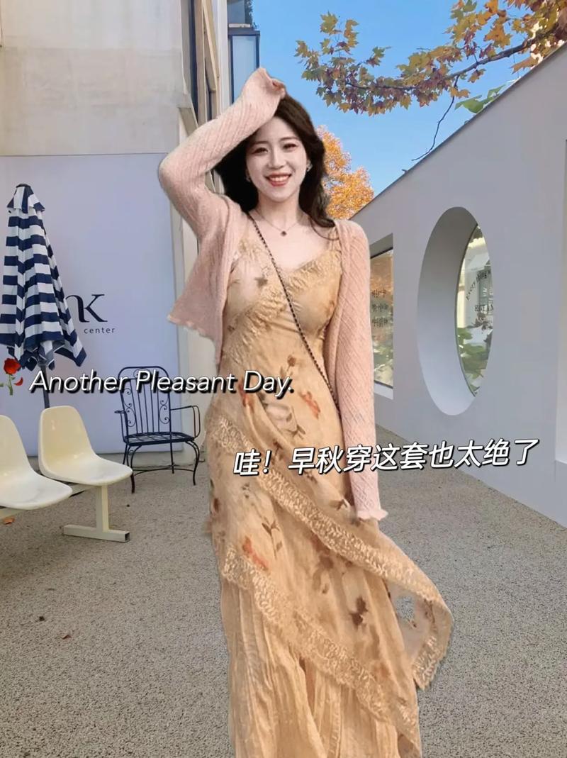 宽蕾丝花边：时尚界的浪漫密码，解锁多元穿搭风情