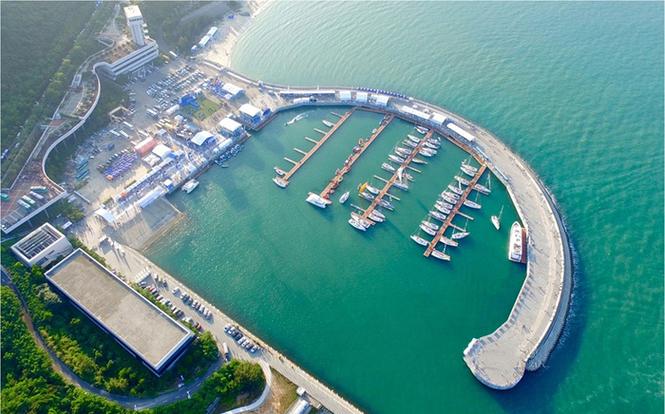 深圳湾畔的璀璨明珠：探索深圳湾游艇会