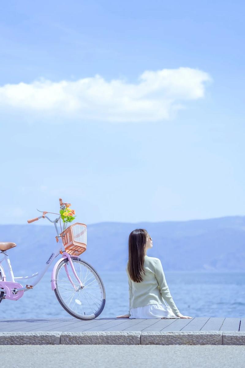 大理洱海骑行：一场湖光山色间的诗意之旅