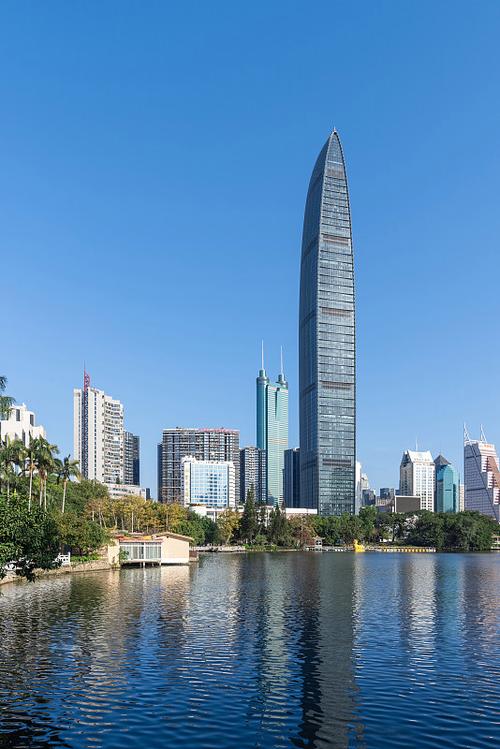 详细阅读:京基 100:深圳的天际地标与城市发展的象征 京基 100:深圳的天际地标与城市发展的象征