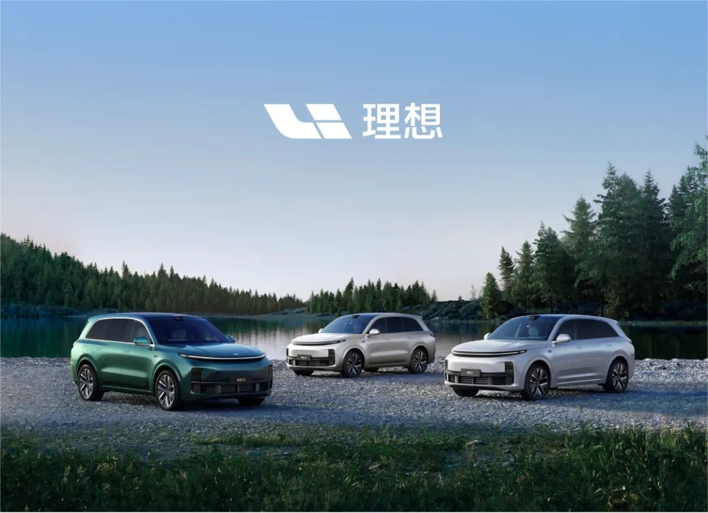汽车：现代生活中的钢铁伙伴，驱动梦想与未来