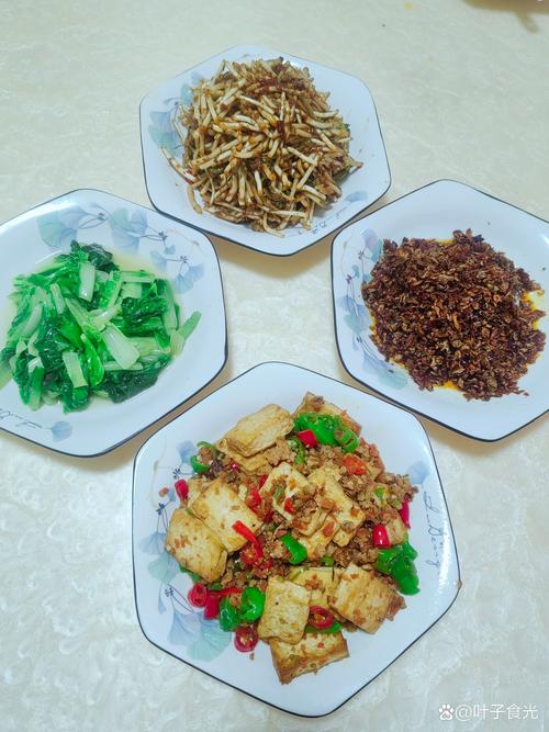 详细阅读:品味鲜嫩脆爽,领略舌尖上的绝妙食光 品味鲜嫩脆爽,领略舌尖上的绝妙食光