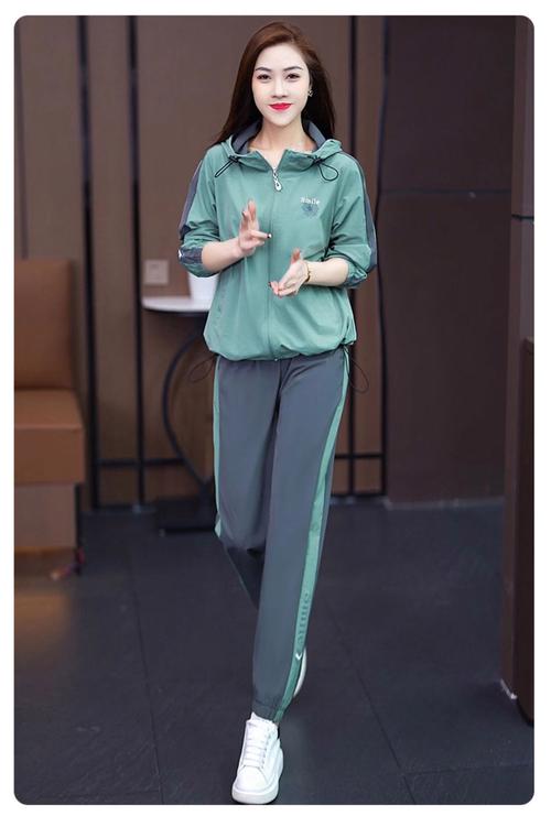 运动服装的选择：兼顾舒适与时尚，释放运动活力