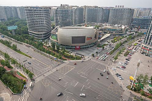 鹏瑞利青羊广场：城市新地标，活力生活圈
