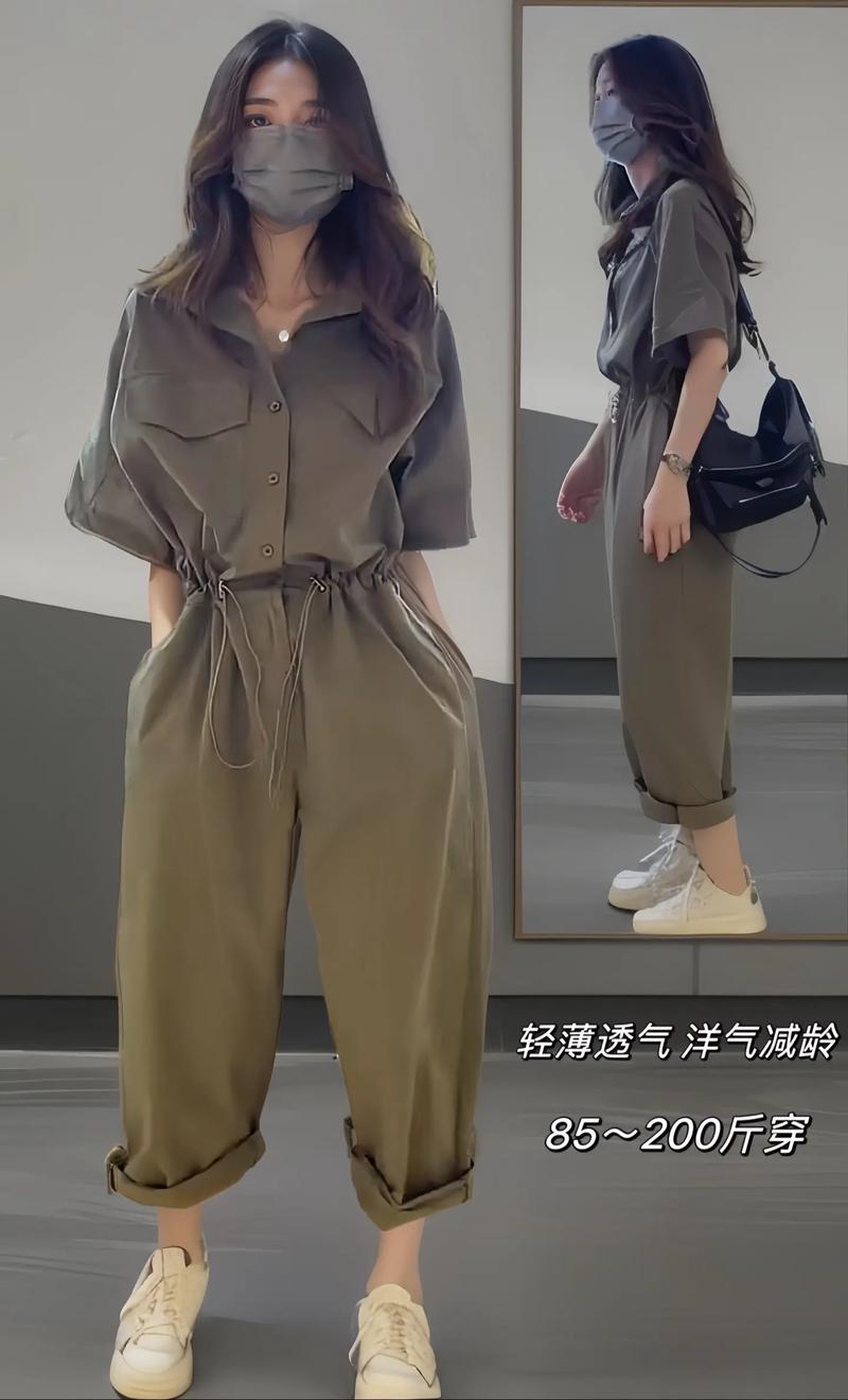 腰部抽绳：时尚穿搭的点睛之笔