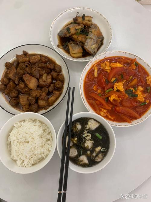 美味家常午餐，温暖味蕾的简单烹饪