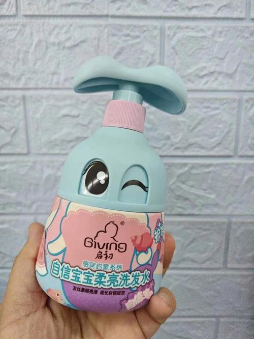 婴儿洗发水：呵护宝宝娇嫩头皮的温柔之选