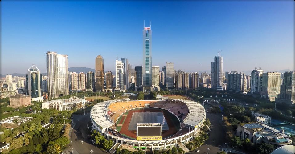 天河体育中心：广州的体育心脏与城市地标