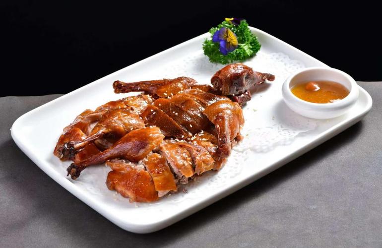 详细阅读:鸭肉:美食世界中的独特瑰宝 鸭肉:美食世界中的独特瑰宝
