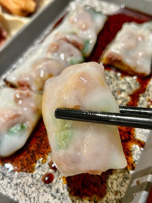 详细阅读:广州肠粉制作:品味粤式传统美食的独特魅力 广州肠粉制作:品味粤式传统美食的独特魅力