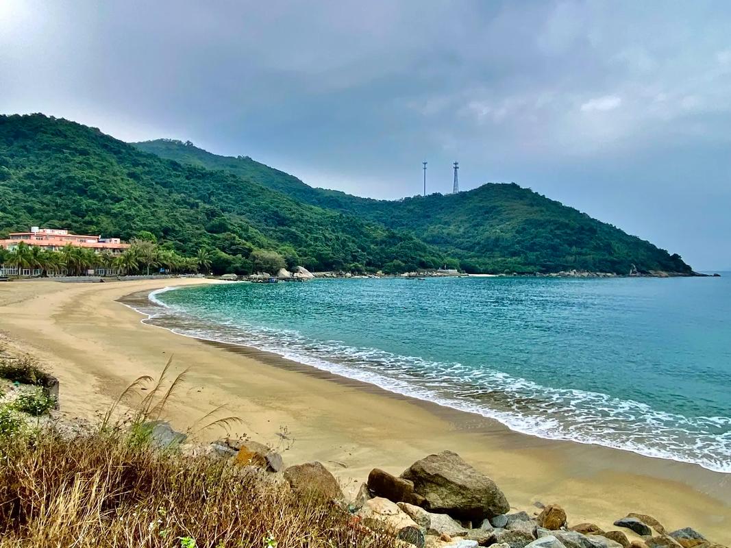 鹅公湾：自然与人文交织的海滨胜境