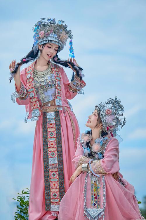 详细阅读:民族风搭配:时尚与文化的交融之美 民族风搭配:时尚与文化的交融之美
