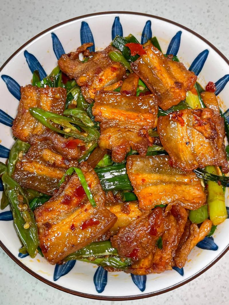详细阅读:经典川菜回锅肉的家常做法 经典川菜回锅肉的家常做法
