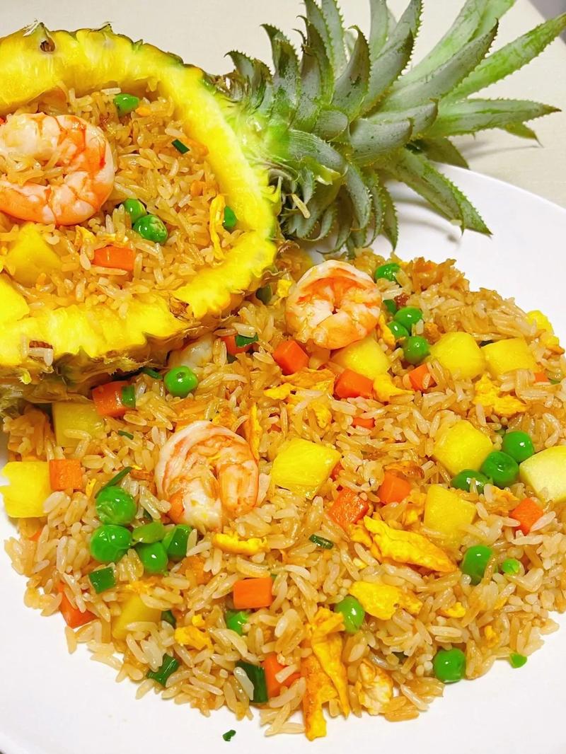 详细阅读:菠萝炒饭:热带风情与美食艺术的完美融合 菠萝炒饭:热带风情与美食艺术的完美融合