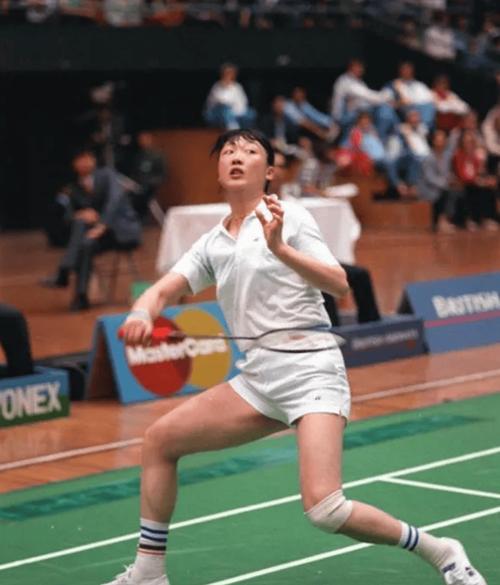 羽坛皇后的逆袭之路：从小镇少女到世界冠军