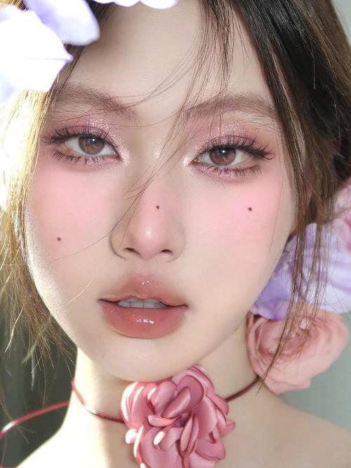 约会妆容教程 | 打造迷人约会形象