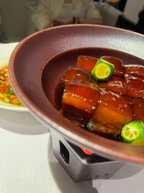 菜品紧实嫩滑,菜品很精致
